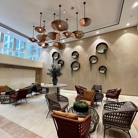 Park Mckinley West Bgc Apartment Тагиг Экстерьер фото